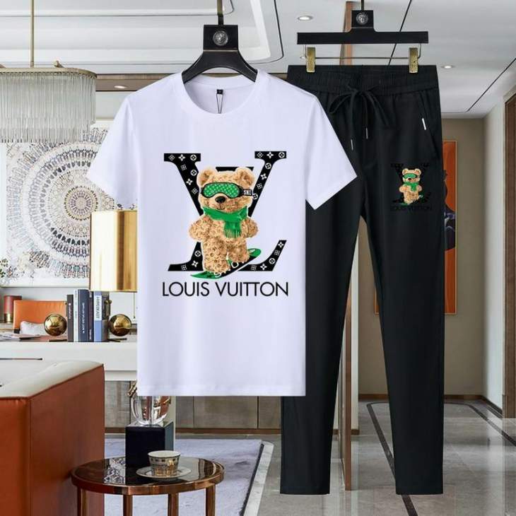 Picture of LV Shirt Pant Suits _SKULVM-4XL11Ln3423383